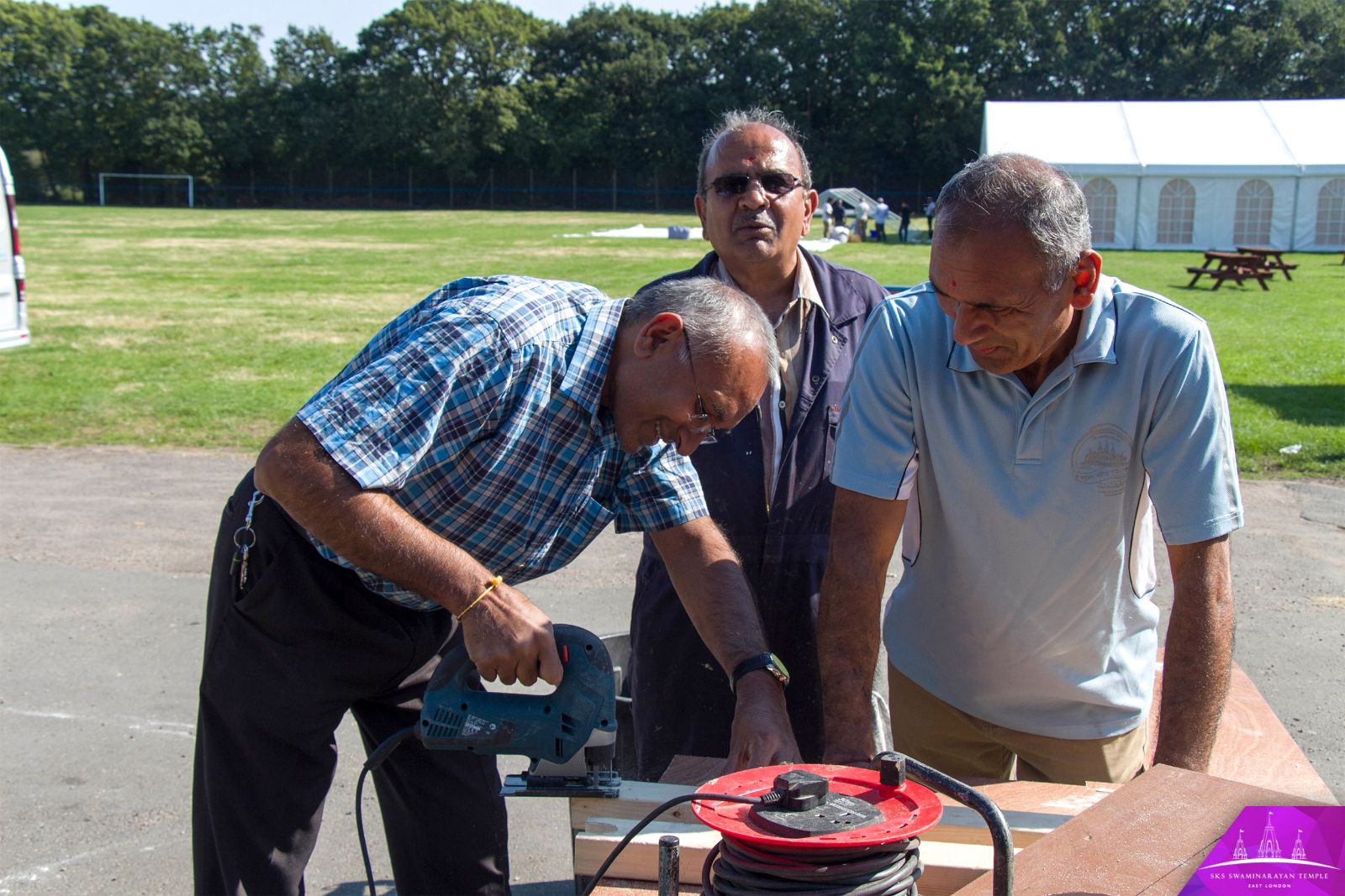 ©1987-2017 SKS Swaminarayan Temple East London